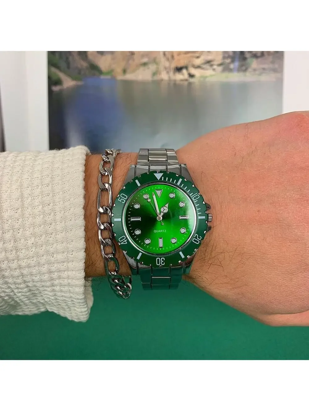 Classy Y2k 2000s vintage style essential minimalist retro stainless steel Green